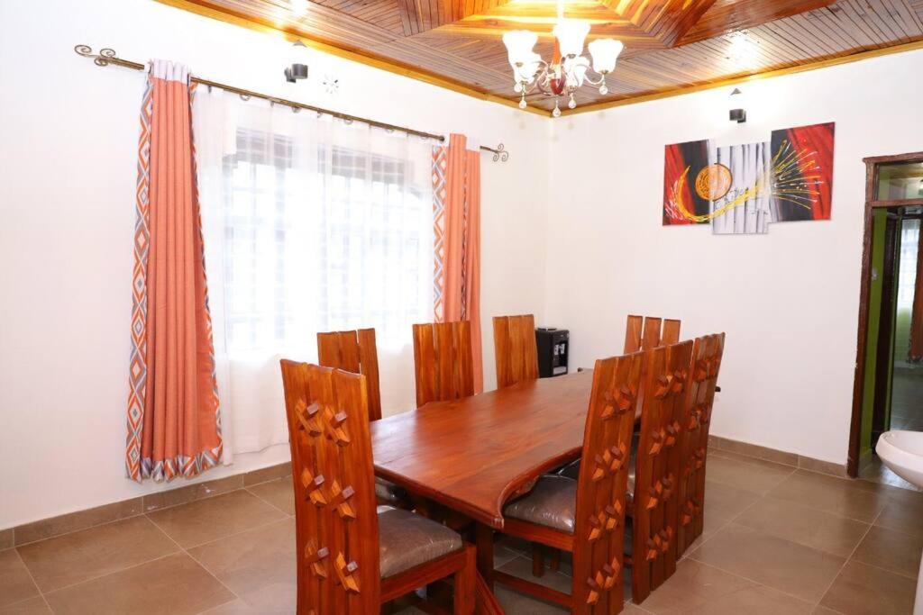 Esniko Villa Narok Экстерьер фото