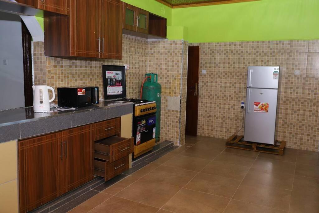 Esniko Villa Narok Экстерьер фото