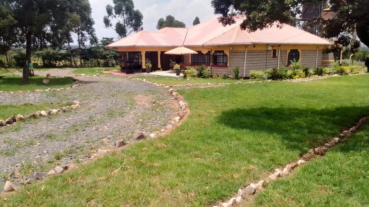 Esniko Villa Narok Экстерьер фото